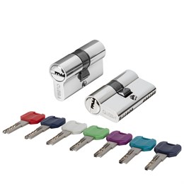 Цилиндровый Punto (Пунто) механизм MaxPro7000Key70mm(30+10+30) CP хром 7key